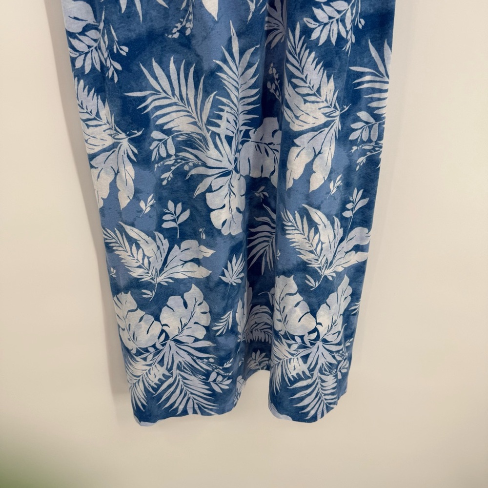 Ralph Lauren Blue and White Floral Dress - Picture 3 of 9